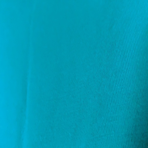 Sparkly cute tank - Picture 3 of 6